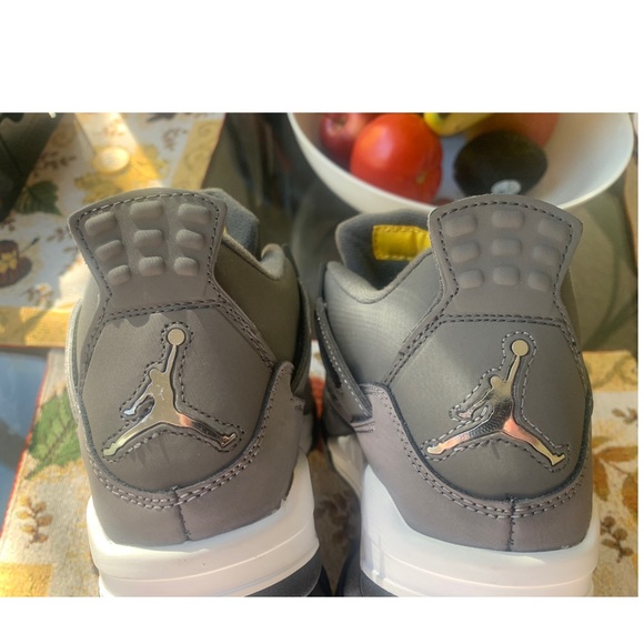 Air Jordan 4 ‘Cool Grey’ - Picture 2 of 4
